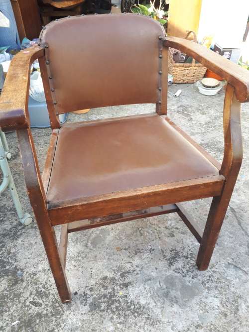 Antique Captains Chair With Original Leather Seat And Back