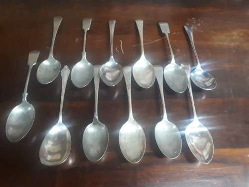 12 x Assorted Vintage Serving Spoons