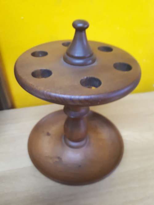 Vintage Wooden 6 Pipes Stand