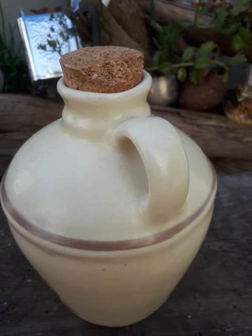 1838 - 1988 Die Groot Trek Ceramic Glazed Decanter