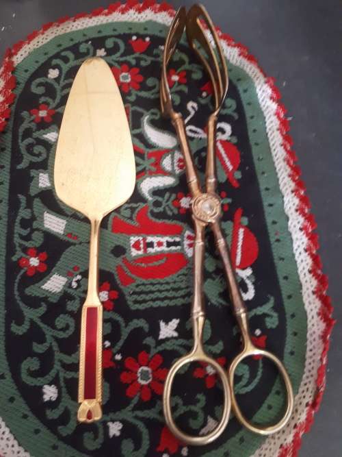 Vintage Italian 24 Karat Gold Plated Cake Lifter And Tongs