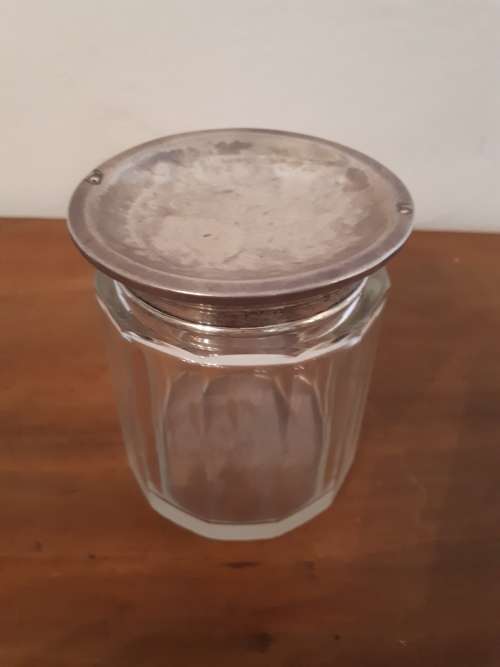 Hallmarked Silver Lid William Vale @ Sons 1901 Glass Powder Bottle