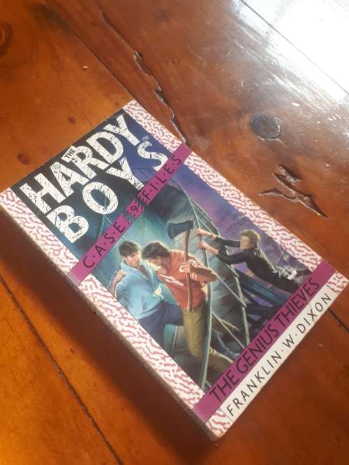The Hardy Boys `Dixon` Case 9 The Genius Thieves Paperback