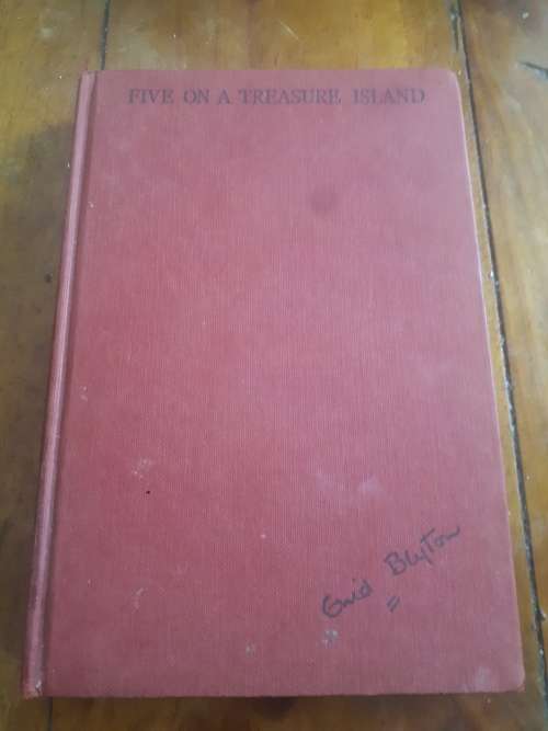 Enid Blyton - Five on Treasure Island 1953 Hardcover