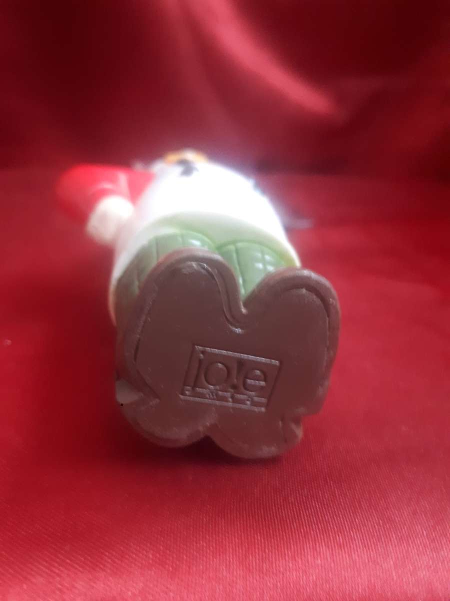 Popular JOIE Trademarked Resin Chef Pizza Slicer