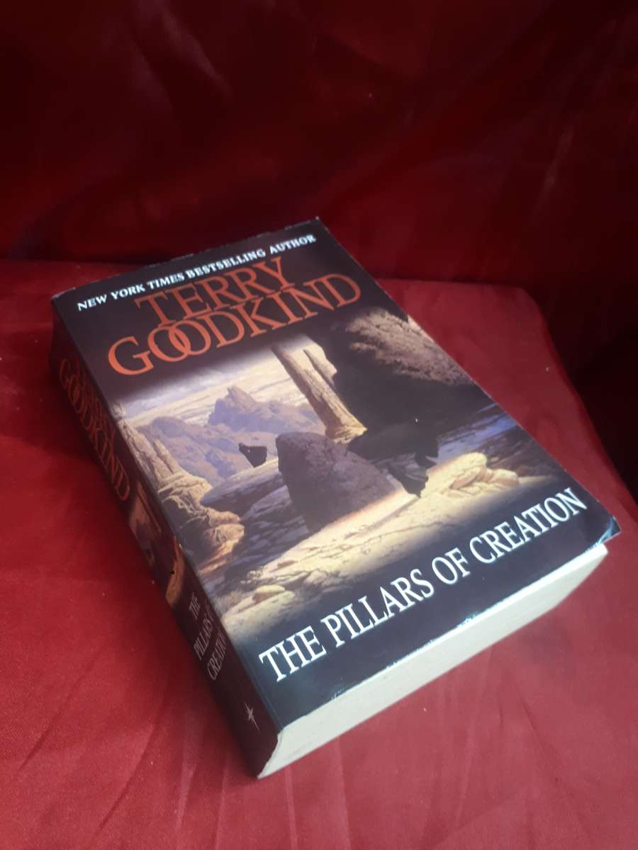 The Pillars of Creation - Terry Goodkind 2008 Paperback