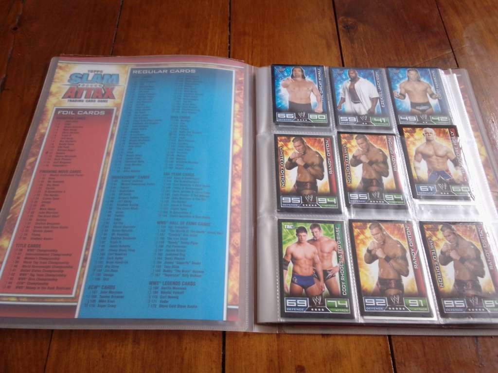133 X TOPPS SLAM TRADING CARDS + BINDER 2008 WWE