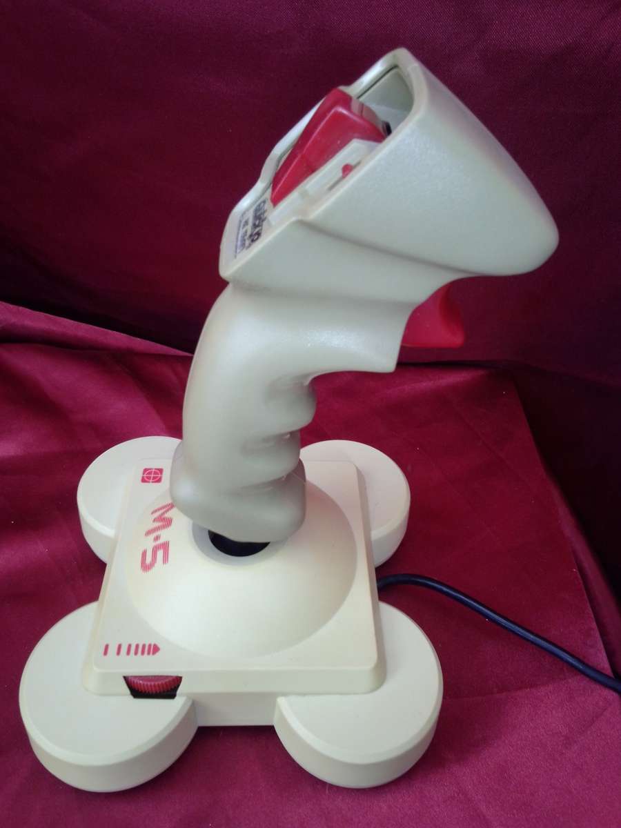 Retro 1985 Quickjoy M-5 Joystick