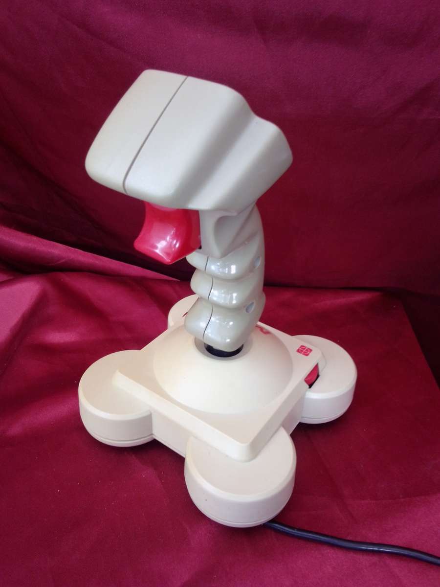 Retro 1985 Quickjoy M-5 Joystick