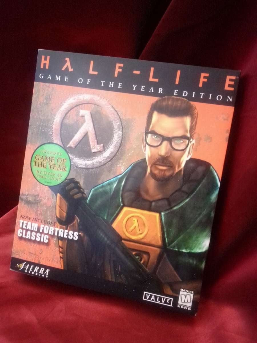 HIGHLY COLLECTABLE 1999 HALF-LIFE GAME OF THE YEAR EDITION BOXSET COMPLETE
