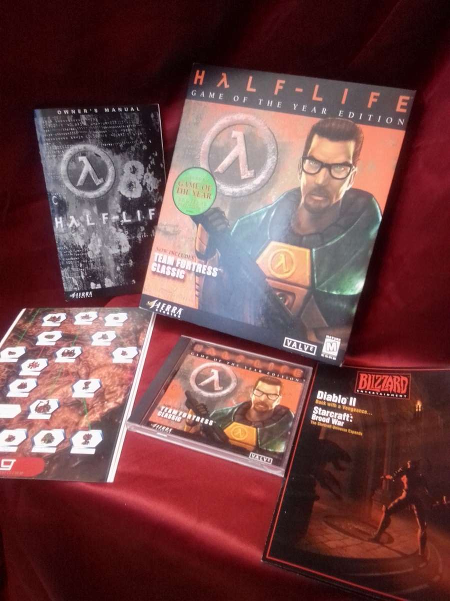 HIGHLY COLLECTABLE 1999 HALF-LIFE GAME OF THE YEAR EDITION BOXSET COMPLETE