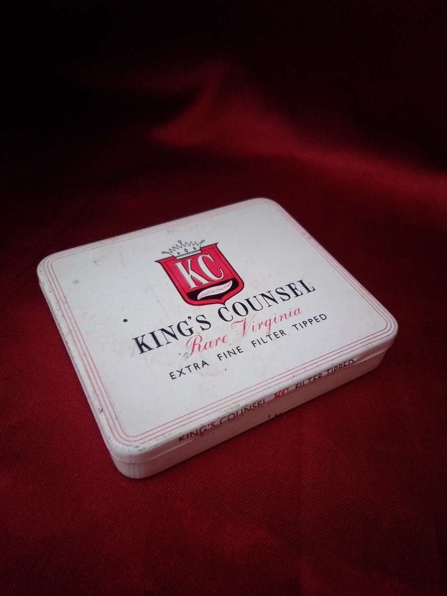 Vintage Kings Council Cigarette Tin