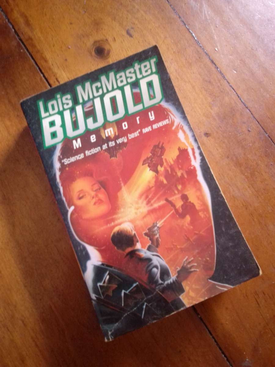 Memory - Lois McMaster 1998 Paperback