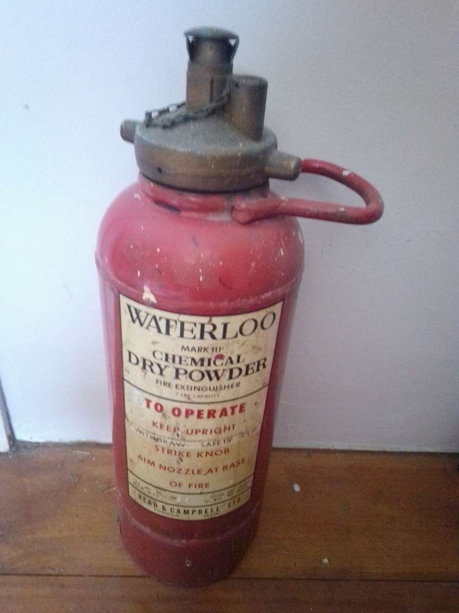 Vintage 1967 Waterloo Mark III Chemical Dry Powder Fire Extinguisher