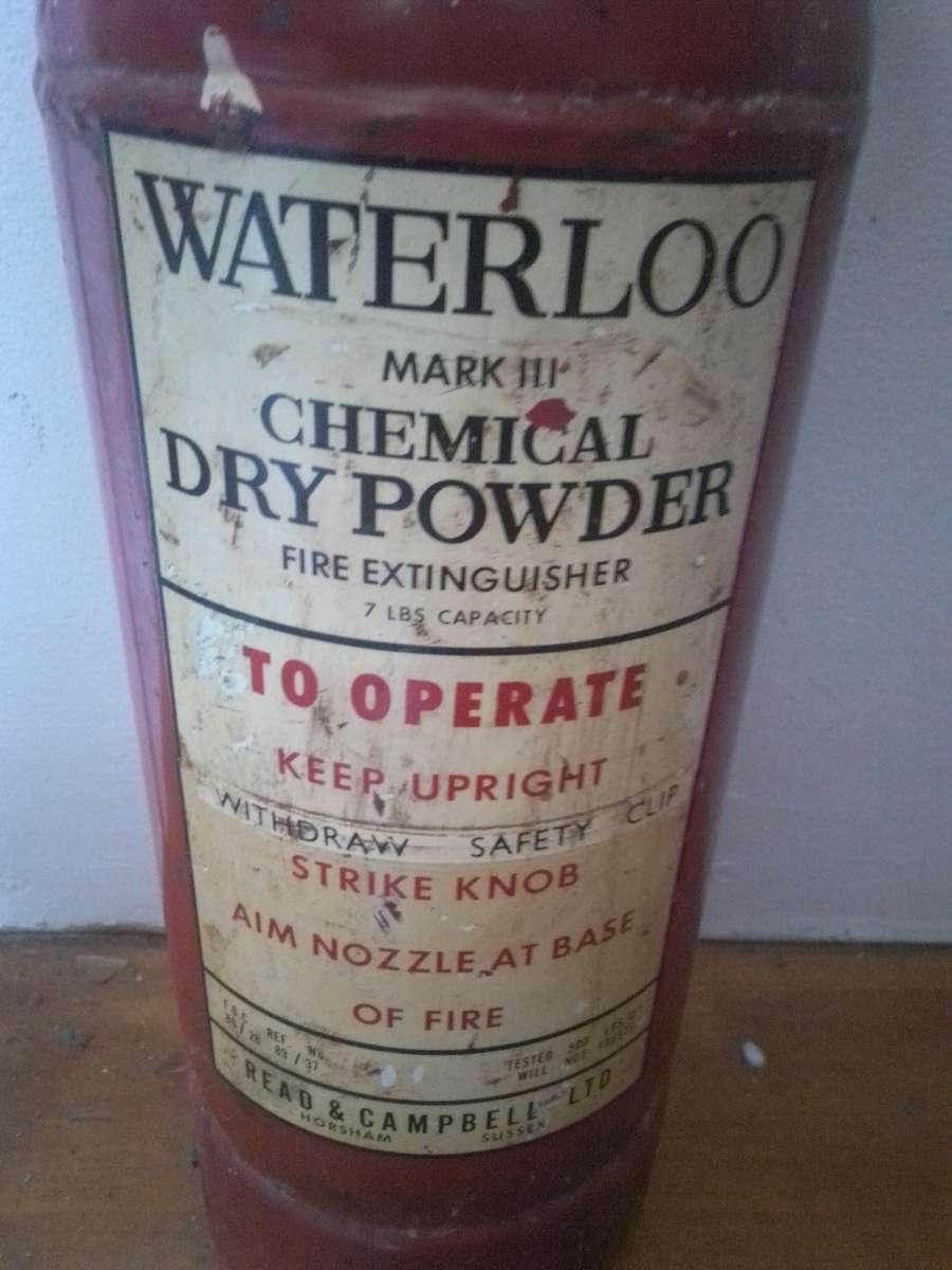 Vintage 1967 Waterloo Mark III Chemical Dry Powder Fire Extinguisher