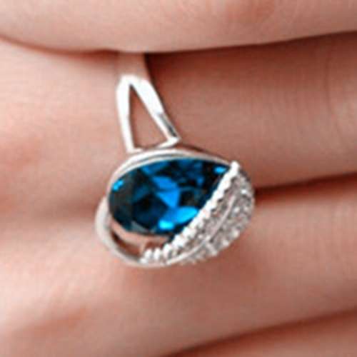 BLUE SYNTHETIC ROSE GOLD PLATED LADIES RING SIZE 6