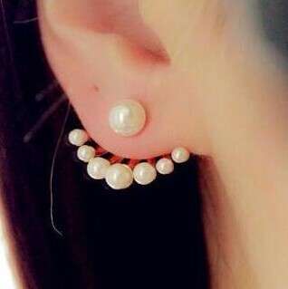 FAUX PEARL EARLOB  EAR RINGS PER PAIR
