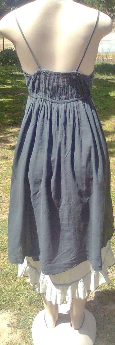 BEAUTIFUL LADIES DRESS - SIZE:  LARGE