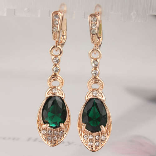 GOLD PLATED ROMANTIC GREEN EARRINGS