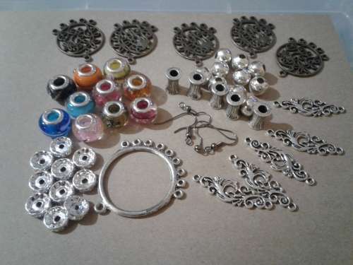 MIX AND MATCH 50 PIECES