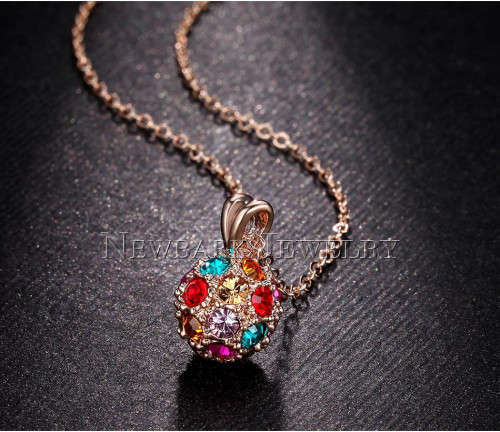***EXQUISITE*** GOLD BALL PENDANT WITH COLOR STONES NECKLACE
