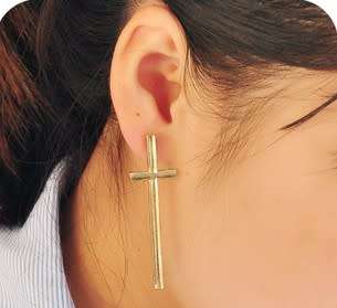 ***TRENDY*** BLACK CROSS EAR STUDS