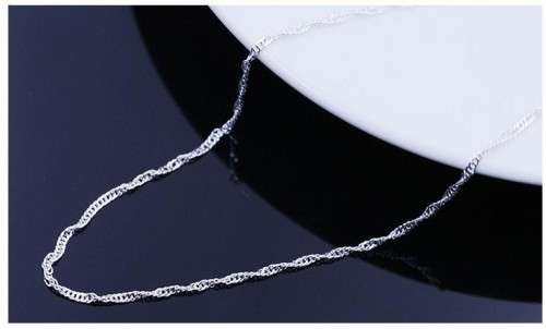 ***PRETTY*** SILVER HEART PENDANT NECKLACE WITH PURPLE ZIRCONIA