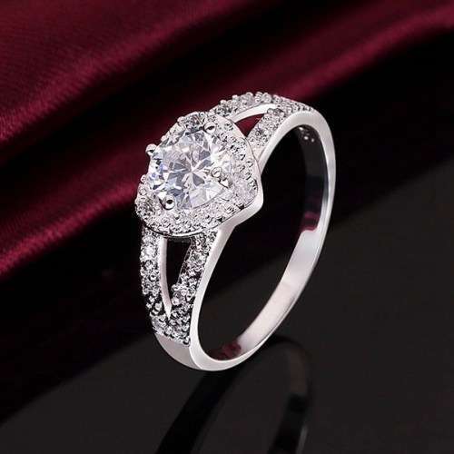 **HIGH QUALITY*** SILVER PLATED RING WITH ZIRCONIAS - SIZE 9