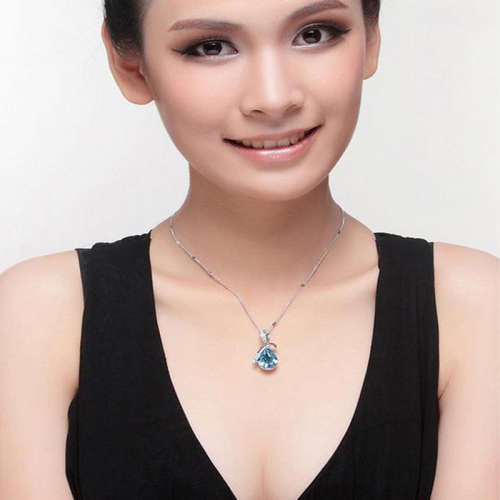 ***BEAUTIFUL*** PURPLE TEARDROP NECKLACE WITH ZIRCONIAS