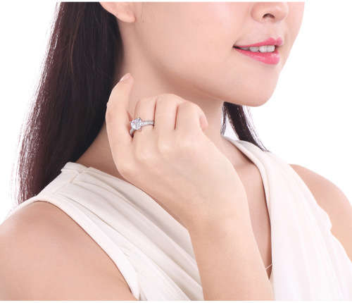 ***ELEGANT*** 925 STERLING SILVER HEART SHAPE RING