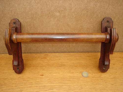 BEAUTIFUL ANTIQUE WOODEN TOWEL HOLDER - EARLY MINING DAYS - JHB