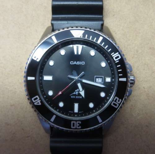 Casio MDV-106 Dive Style watch