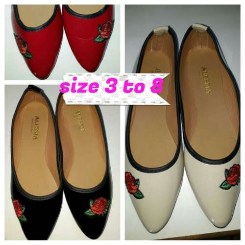 Cute comfy Rose print pumps