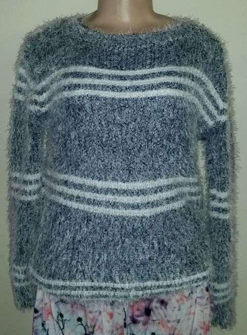 Gorgeous Winter Jersey size 8 10 12