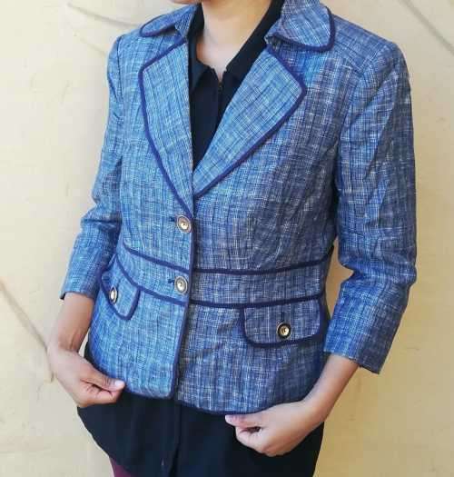 Beautiful Tweet Coat with gorgeous detailing 100% linen