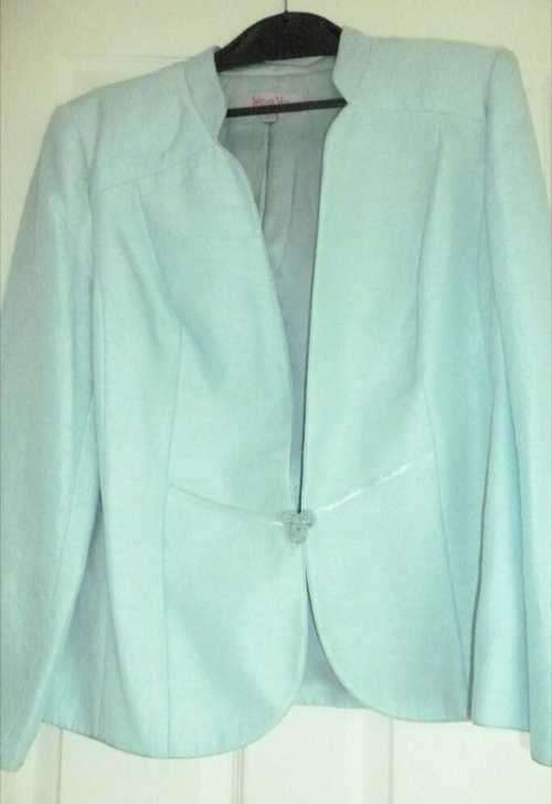 Designer Collarless blazer