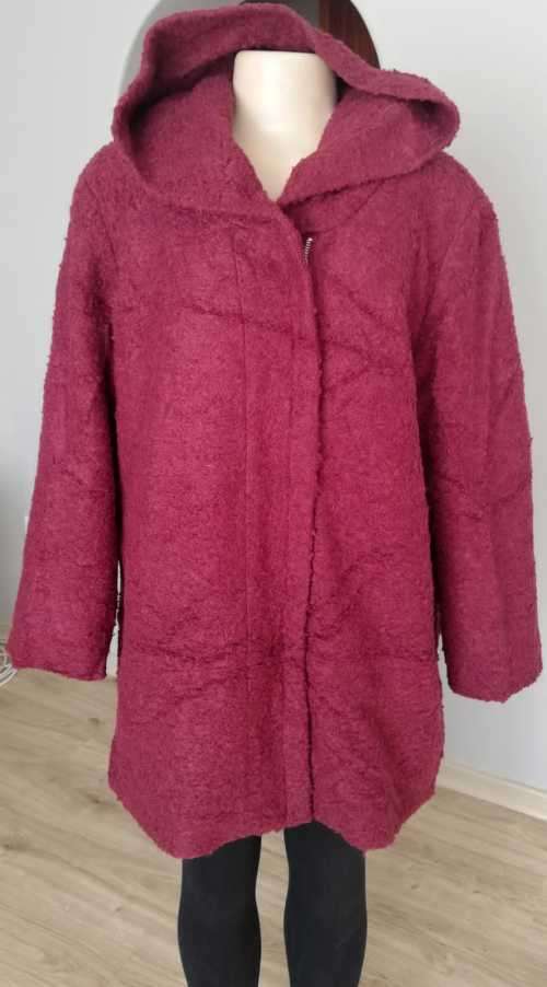 Beautiful boucle Coat