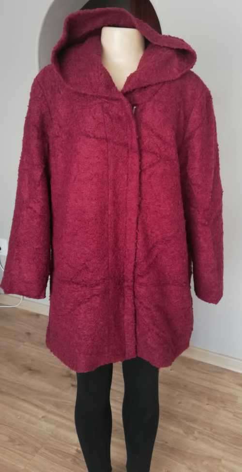 Beautiful boucle Coat