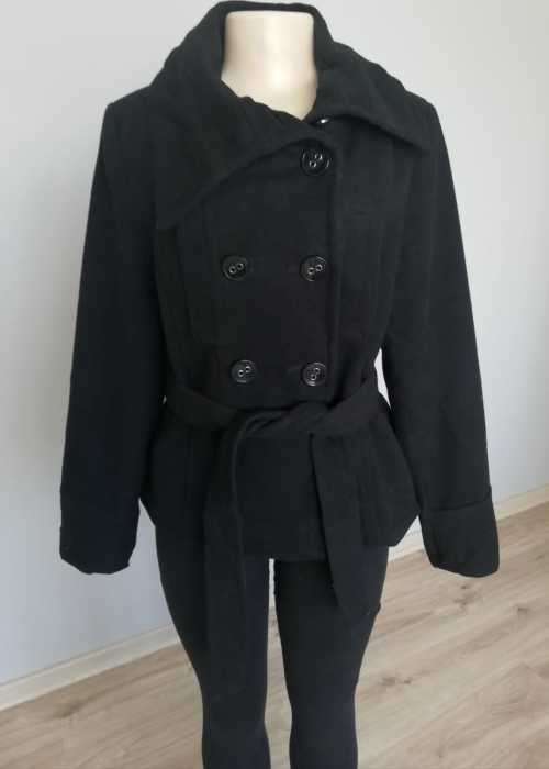 Melton black Coat with Belt