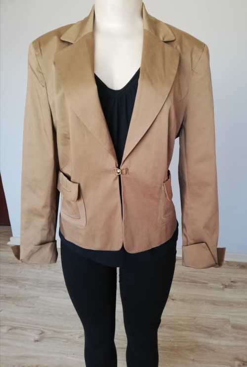 Beautiful Fitted Camel Blazer