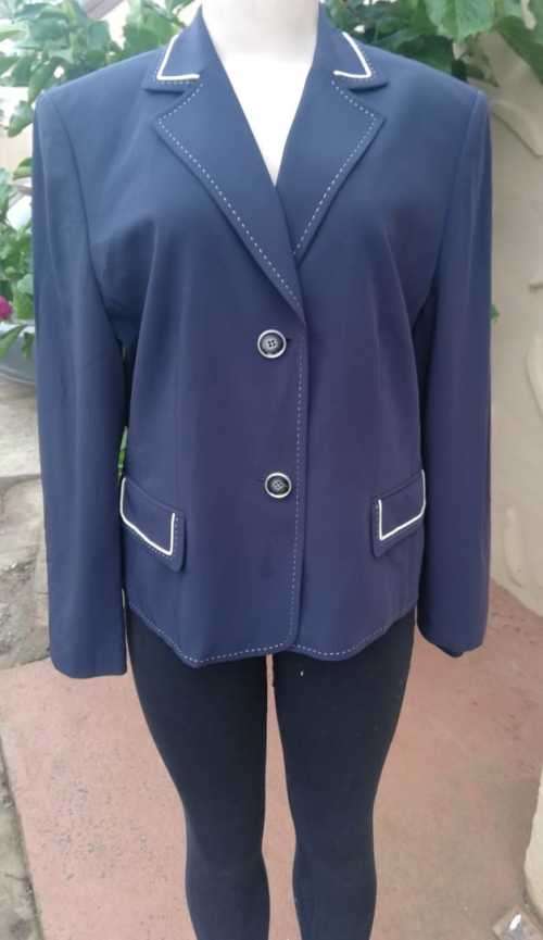Stunning Navy Blazer