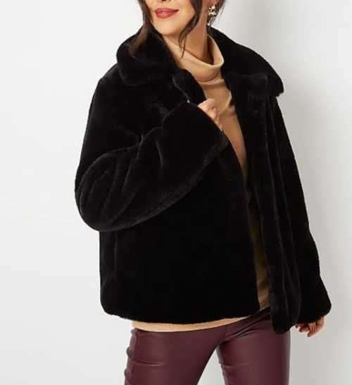 Beautiful Luxurious faux fur coat