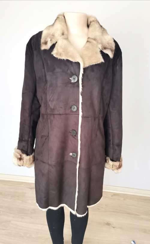 Beautiful Suede button up coat with full faux fur inner