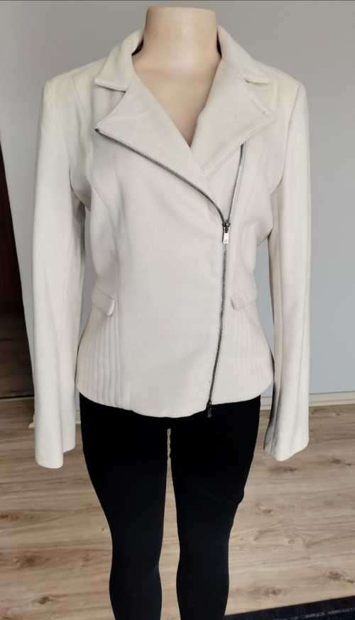 Gorgeous Cream Soft Luxurious Jacket
