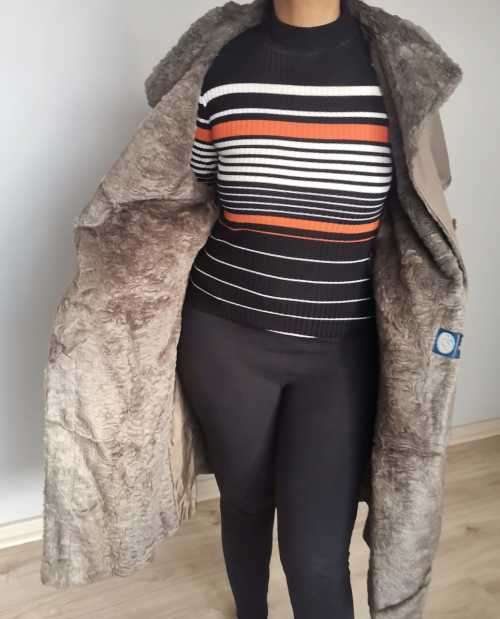 Brown Trench coat with full fur inner