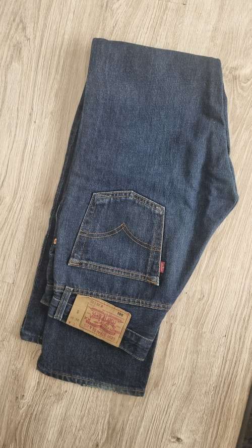 Men`s Levi`s 501 Jean ...hardly worn
