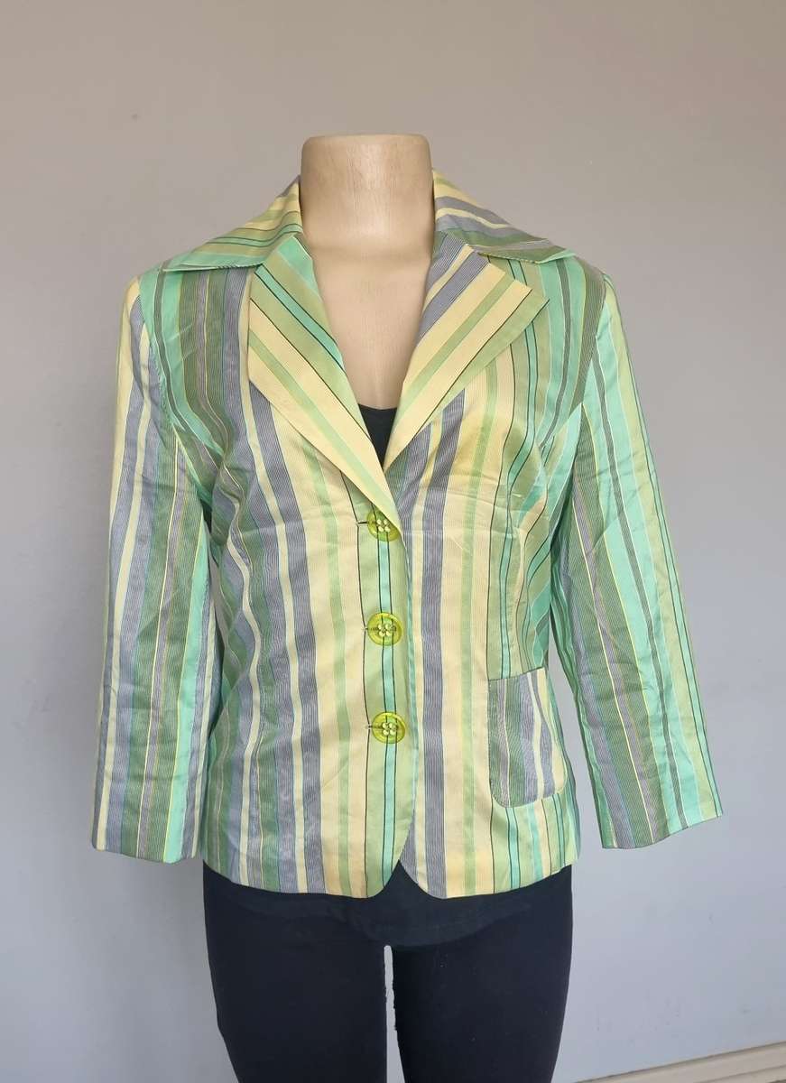 Stunning striped Blazer