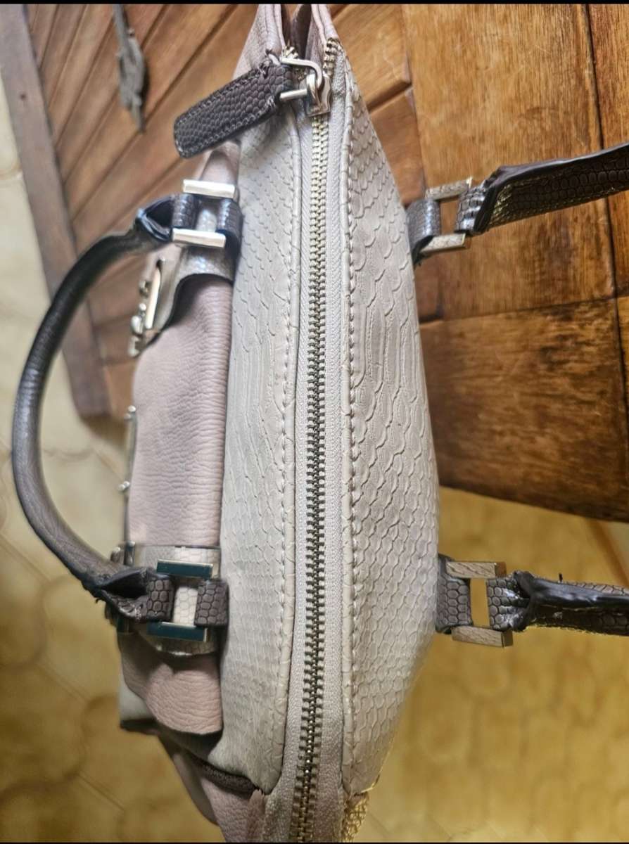 GUESS STONE ATYLIA COLORBLOCK RETRO SATCHEL HANDBAG BAG