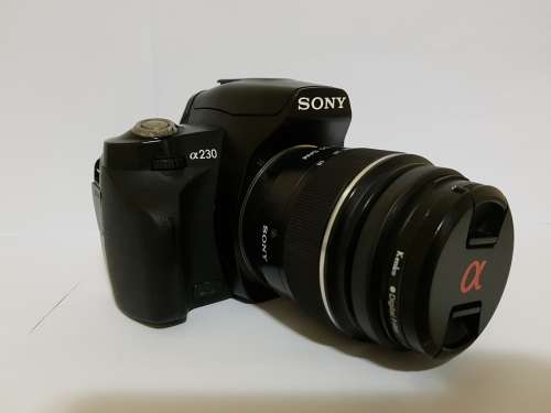 Sony A230 DSLR Camera 18-55mm lens AND 75-300mm Macro Lense