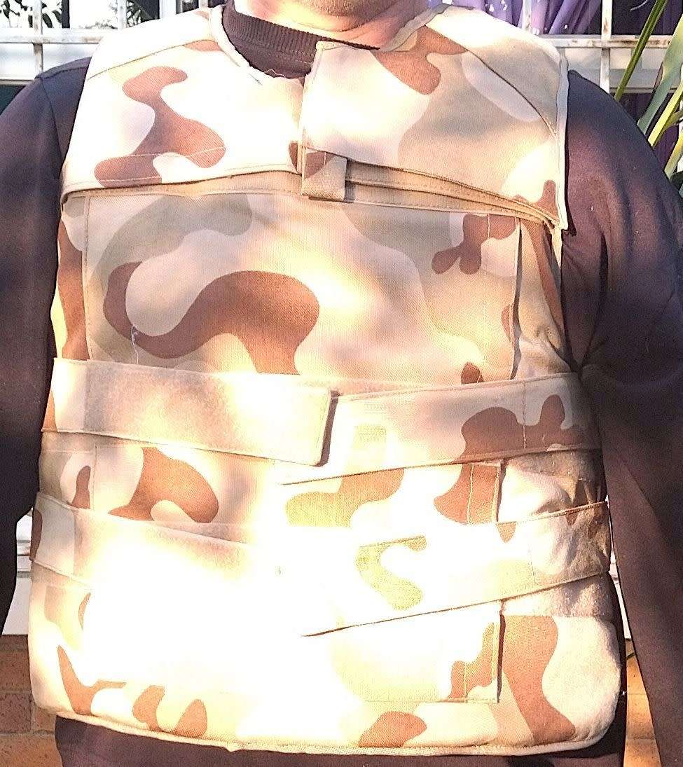 Military Grade Bullet Proof Vest - (Desert Camouflage) with 2 x Level III Ballistic Plates